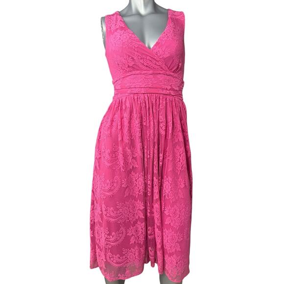 Newport News Dresses & Skirts - Newport News Women's Pink Lace Fit Flare Dress Empire Waist Size 6P Magenta